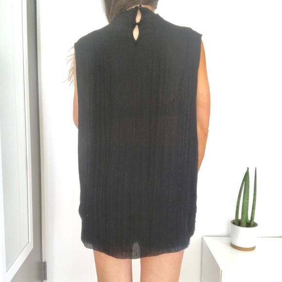 H&M Sleeveless SHEER Black 1/2 turtle neck - Picture 4 of 8